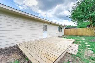 10402 Rancho Bernardo Ln, Sugar Land, TX 77498 - Photo 25