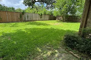 2843 Quiet Bend Dr, Missouri City, TX 77489 - Photo 3