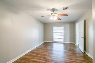 10201 Homestead Rd, Houston, TX 77016 - Photo 17