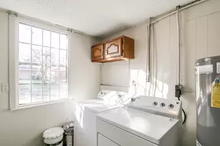 10201 Homestead Rd, Houston, TX 77016 - Photo 33