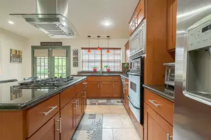 1935 S Cheyenne River Circle, Sugar Land, TX 77478 - Photo 17