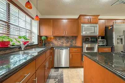 1935 S Cheyenne River Circle, Sugar Land, TX 77478 - Photo 21