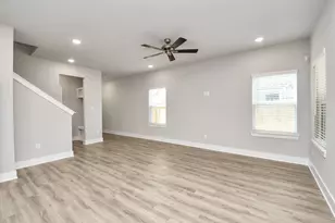 21034 Shore Oak Dr, Cypress, TX 77433 - Photo 3