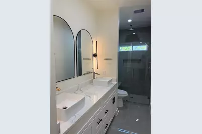 8318 Brandon Street #B, Houston, TX 77051 - Photo 19