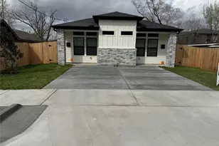 8318 Brandon St, Houston, TX 77051 - Photo 1