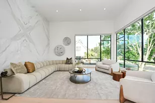 5327 S Braeswood Blvd, Houston, TX 77096 - Photo 9