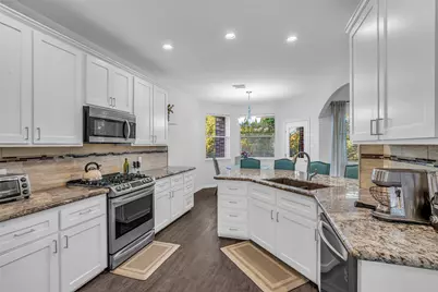 440 Magnolia Blossom, League City, TX 77573 - Photo 7