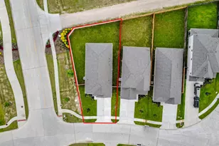 311 Ice Shr Trl, Dayton, TX 77535 - Photo 5