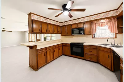 708 Shady Lane, La Marque, TX 77568 - Photo 9