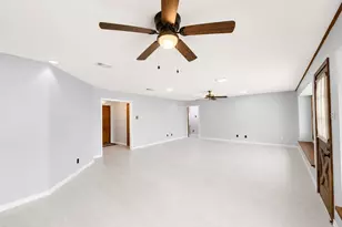 708 Shady Ln, La Marque, TX 77568 - Photo 5