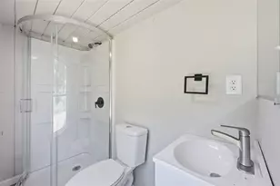 2088 Pope St, Beaumont, TX 77703 - Photo 11