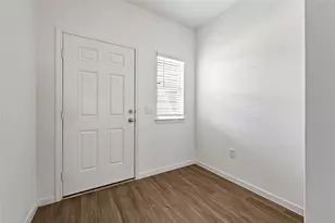 21127 Dolphin Bay Ln, Cypress, TX 77433 - Photo 5