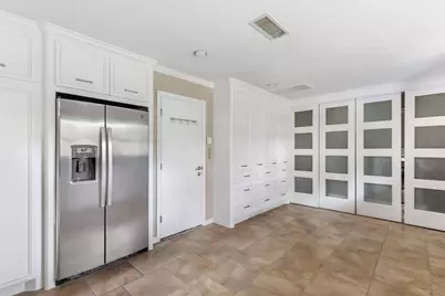 4842 Briarbend Drive, Houston, TX 77035 - Photo 15