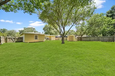 728 22nd Avenue N, Texas City, TX 77590 - Photo 11