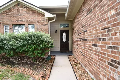 7110 Anaquitas Creek Court, Richmond, TX 77407 - Photo 3