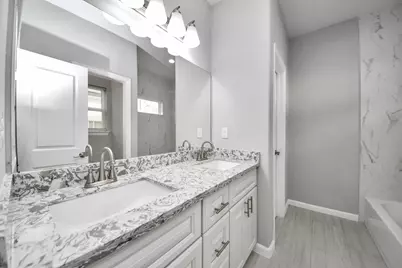 4011 Elmwood Street, Houston, TX 77051 - Photo 19