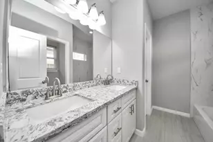 4011 Elmwood St, Houston, TX 77051 - Photo 19