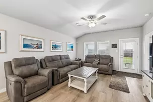 6936 California Black Oak Dr, Conroe, TX 77304 - Photo 5