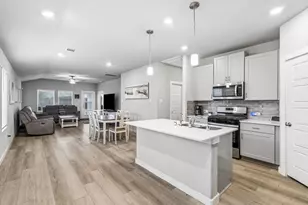 6936 California Black Oak Dr, Conroe, TX 77304 - Photo 7