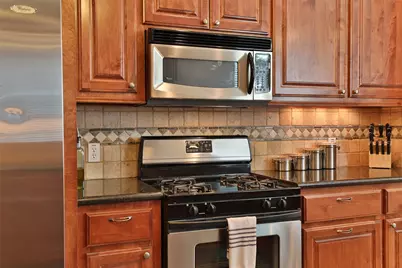 826 E 29th Street, Houston, TX 77009 - Photo 11