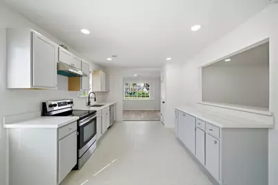 7230 Bayou Forest Drive, Houston, TX 77088 - Photo 15
