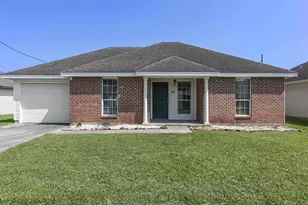 5775 Shadowbend Circle S, Lumberton, TX 77657 - Photo 1