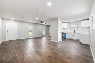4705 Pine St, Pasadena, TX 77586 - Photo 7