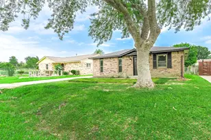 4705 Pine St, Pasadena, TX 77586 - Photo 27
