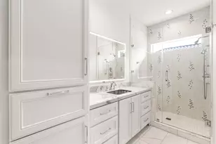 5142 Huckleberry Cir, Houston, TX 77056 - Photo 35