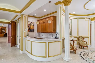 9105 Memorial Drive, Houston, TX 77024 - Photo 11