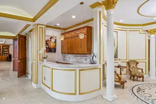 9105 Memorial Dr, Houston, TX 77024 - Photo 11