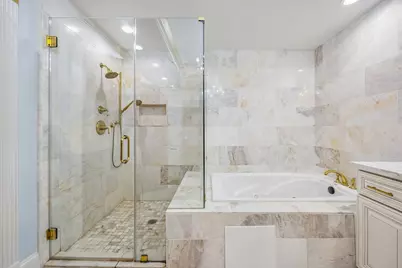 9105 Memorial Drive, Houston, TX 77024 - Photo 9