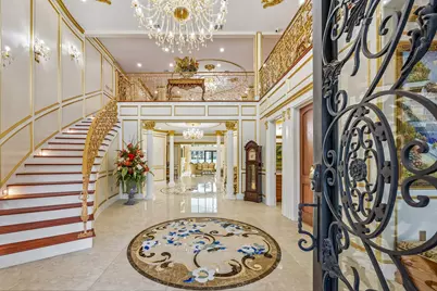 9105 Memorial Drive, Houston, TX 77024 - Photo 5