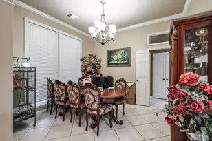 3810 Wildwood Valley Ct, Houston, TX 77345 - Photo 9