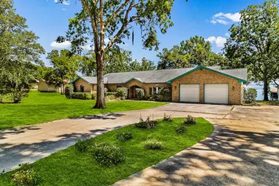188 Old Post Road S, Livingston, TX 77351 - Photo 1
