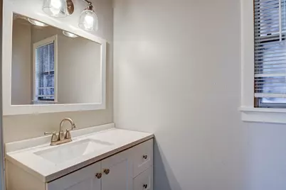 131 Lakewood Drive, Clute, TX 77531 - Photo 13