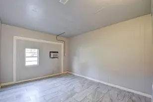 131 Lakewood Dr, Clute, TX 77531 - Photo 19