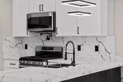 7925 Colonial Lane, Houston, TX 77051 - Photo 7