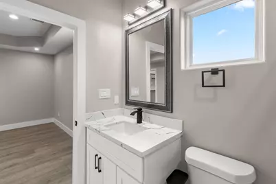 7925 Colonial Lane, Houston, TX 77051 - Photo 19