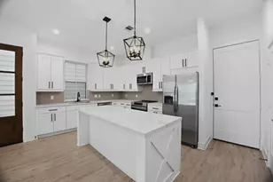 6425 Highland Pines, Houston, TX 77091 - Photo 3