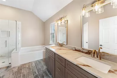 11018 Redhaven Court, Houston, TX 77065 - Photo 5