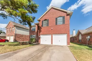 11018 Redhaven Ct, Houston, TX 77065 - Photo 3