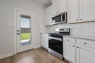 1023 Whispering Winds, Beasley, TX 77417 - Photo 5