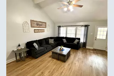 1806 Oak Wood Drive E, Pearland, TX 77581 - Photo 13