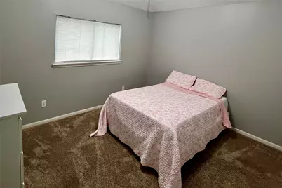 1806 Oak Wood Drive E, Pearland, TX 77581 - Photo 17