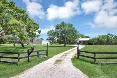 8303 Galler Road, Fairchilds, TX 77469 - Photo 3
