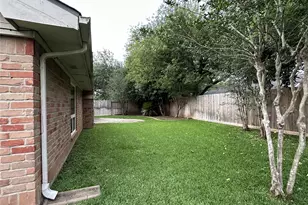 2211 Brook View Ln, Sugar Land, TX 77479 - Photo 15