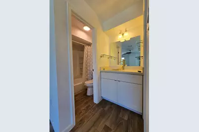 11231 Briar Forest Drive, Houston, TX 77042 - Photo 13