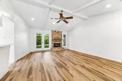 9402 Brig O Doon Circle, Houston, TX 77096 - Photo 15