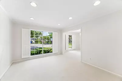 9402 Brig O Doon Circle, Houston, TX 77096 - Photo 23